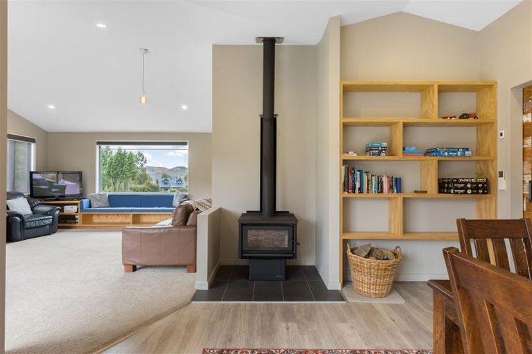 Photo of property in 38 Olympus Terrace, Castle Hill, Springfield, 7580