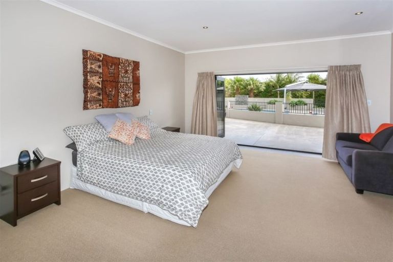 Photo of property in 1125a Glenbrook Road, Glenbrook, Waiuku, 2681