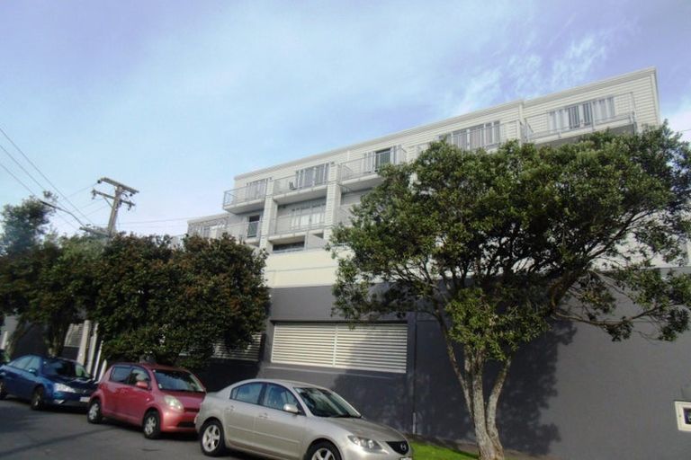 Photo of property in 1b/3 Keystone Avenue, Mount Roskill, Auckland, 1041