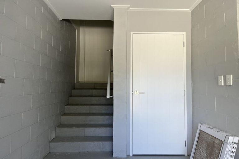 Photo of property in 3b Scotts Road, Manurewa East, Auckland, 2102