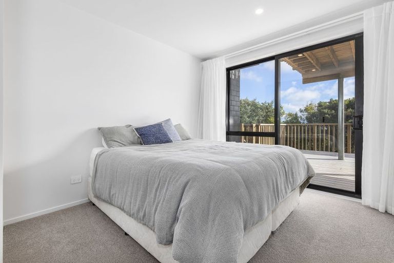Photo of property in 94 Kotare Street, Waikanae, 5036