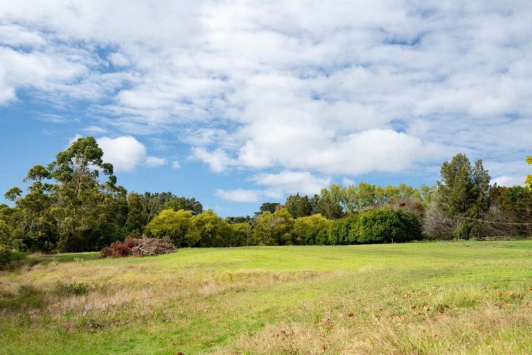 Photo of property in 325 Sandspit Road, Warkworth, 0982