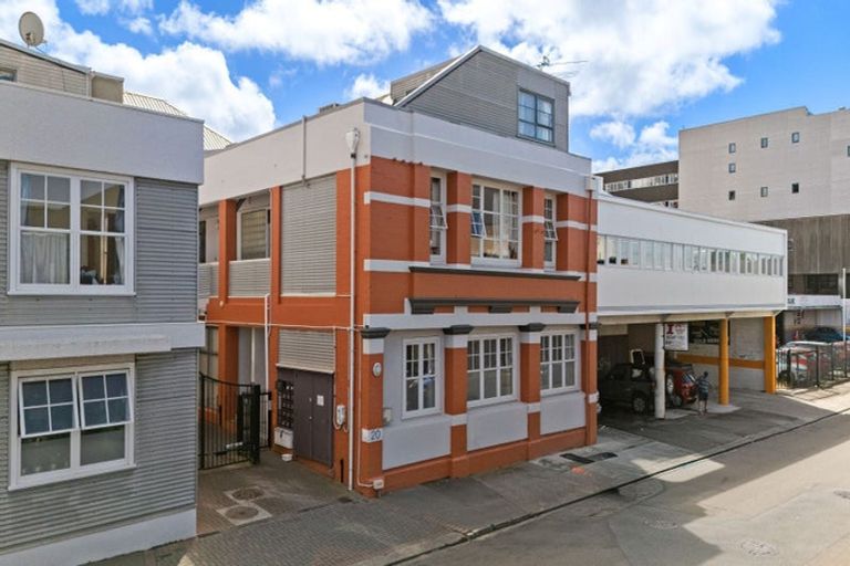 Photo of property in Hopper Street Apartments, 4/20 Hopper Street, Mount Cook, Wellington, 6011