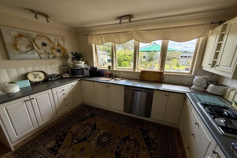 Photo of property in 10 Dunkeld Place, Tokoroa, 3420