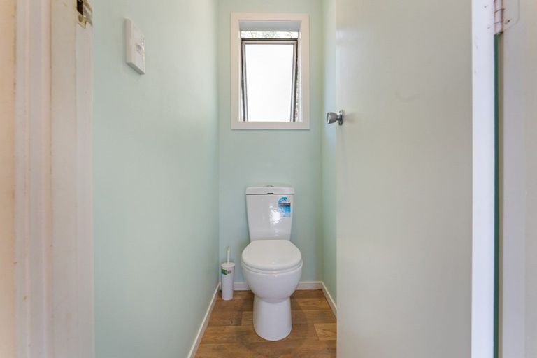 Photo of property in 26 Mamaku Street, Paraparaumu, 5032