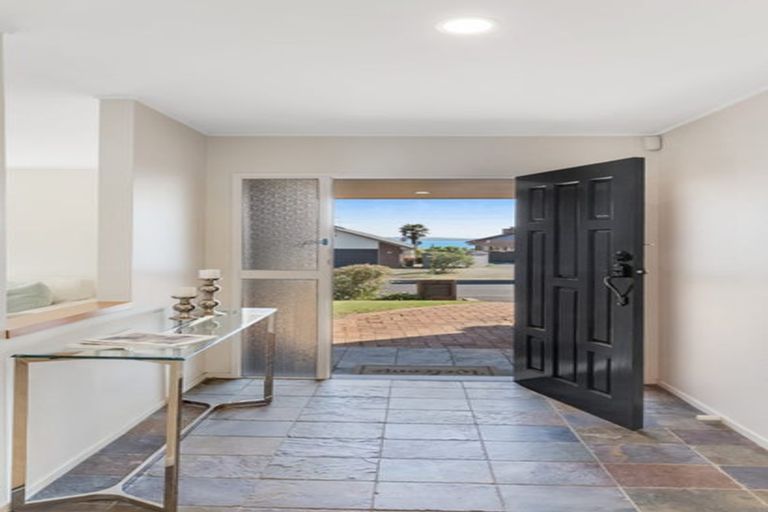 Photo of property in 105 Oliver Road, Eastern Beach, Auckland, 2012