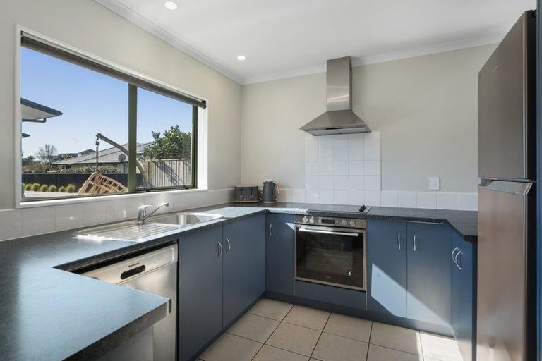 Photo of property in 6a Surfers Avenue, Waihi Beach, 3611