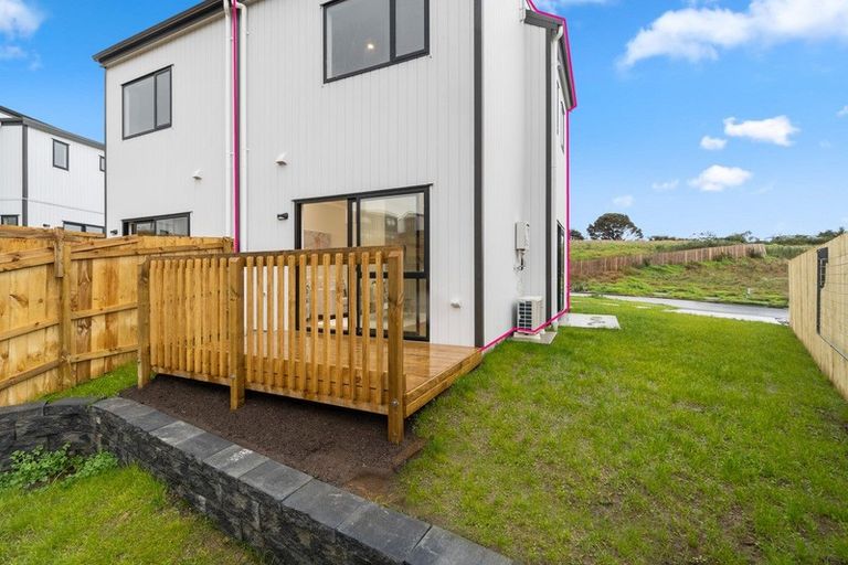 Photo of property in 33b Crestview Rise, Papakura, 2110