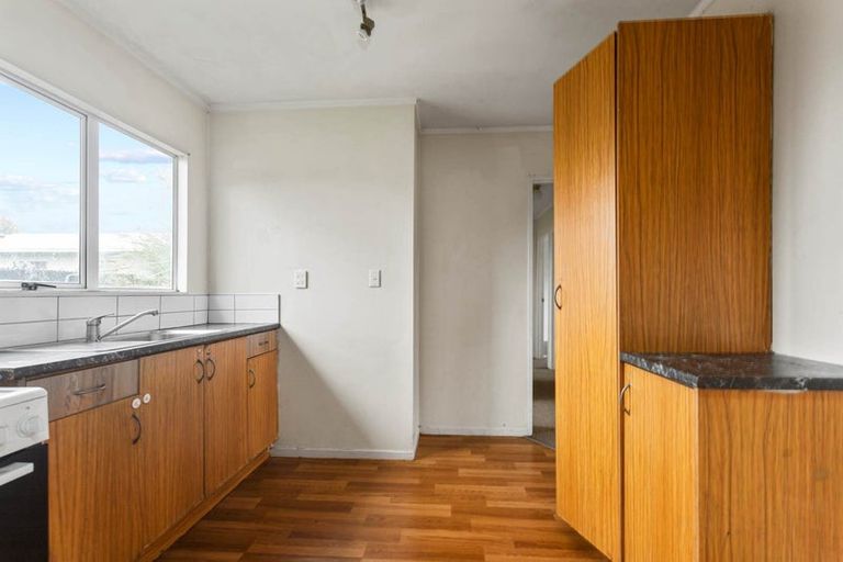 Photo of property in 1/3 Seddon Avenue, Papatoetoe, Auckland, 2104