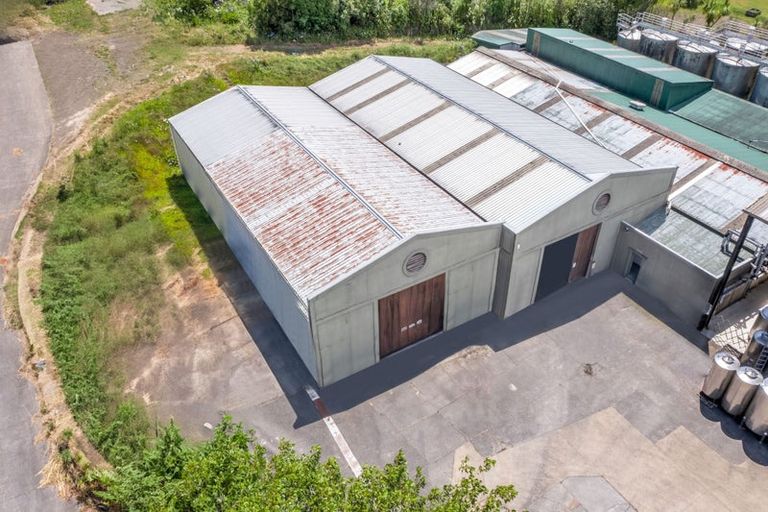 Photo of property in 601 State Highway 16, Kumeu, 0891