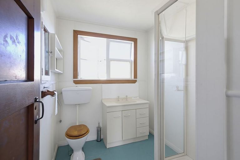 Photo of property in 2 Gothard Place, Westport, 7825