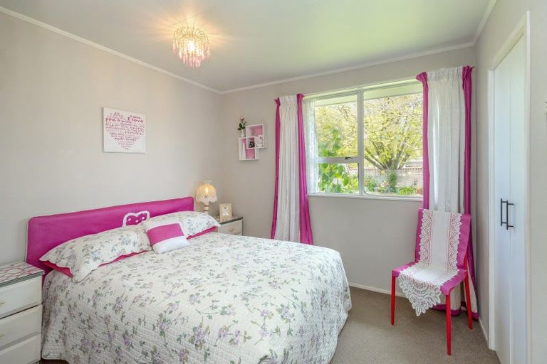 Photo of property in 2 Hornsby Street, Carterton, 5713