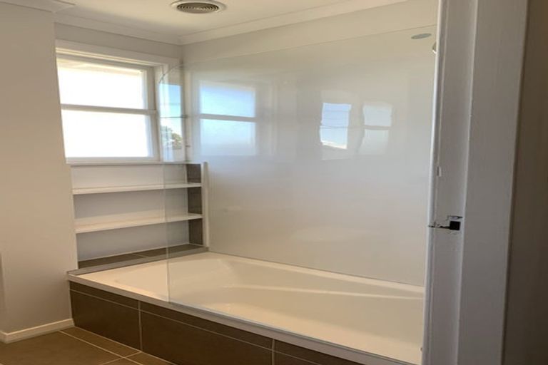 Photo of property in 48 View Road, Titahi Bay, Porirua, 5022