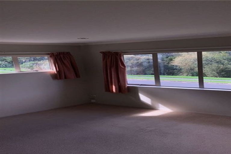 Photo of property in 111 Baverstock Road, Flat Bush, Auckland, 2016