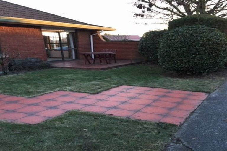 Photo of property in 31 Sayers Crescent, Ilam, Christchurch, 8041