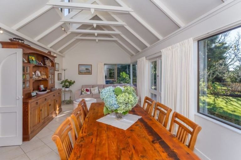 Photo of property in 1081 Queen Street East, Levin, 5571