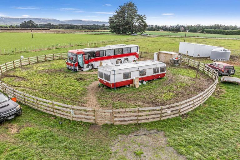 Photo of property in 19 Black Road, Ashley Clinton, Takapau, 4286