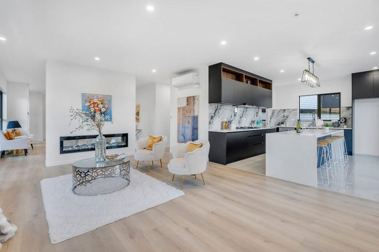 Photo of property in 31 Bremner Ridge Street, Flat Bush, Auckland, 2019