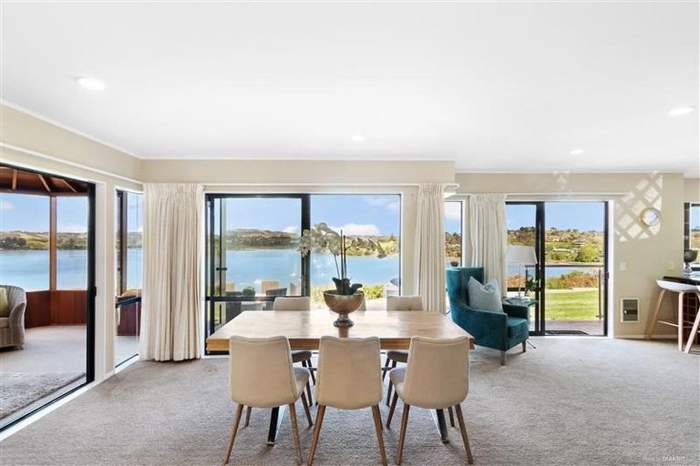 Photo of property in 224 Sandspit Road, Shelly Park, Auckland, 2014