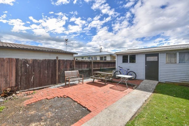 Photo of property in 1 Ashton Street, Mosgiel, 9024