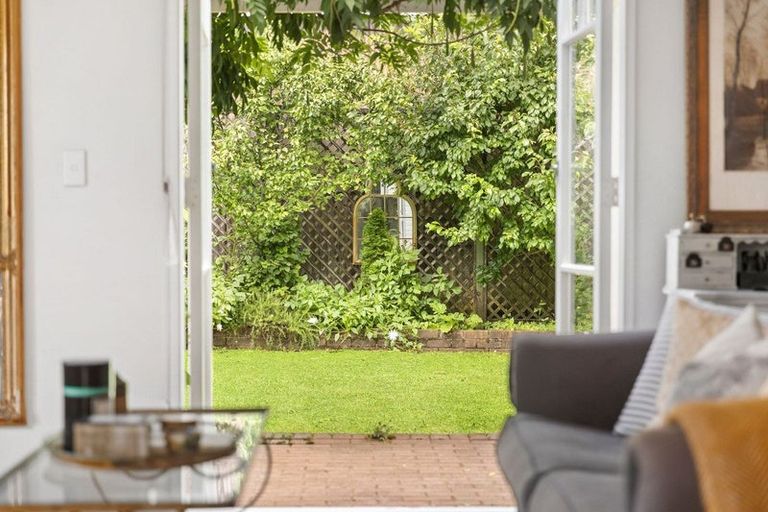 Photo of property in 25 Hall Street, Cambridge, 3434