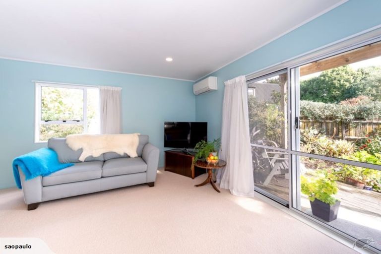 Photo of property in 1/105 Glendale Road, Glen Eden, Auckland, 0602