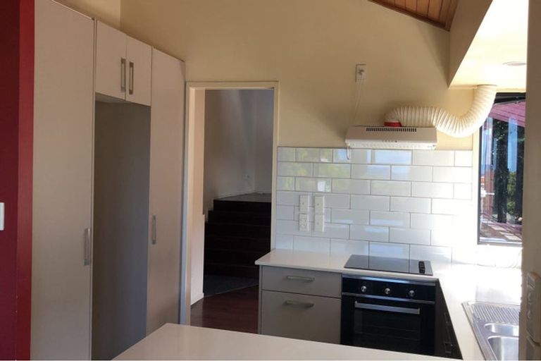 Photo of property in 1/14 Clematis Avenue, Murrays Bay, Auckland, 0630