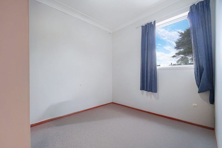 Photo of property in 51 Sunset Road, Totara Vale, Auckland, 0632
