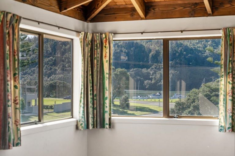 Photo of property in 1006 Port Road, Whangamata, 3620