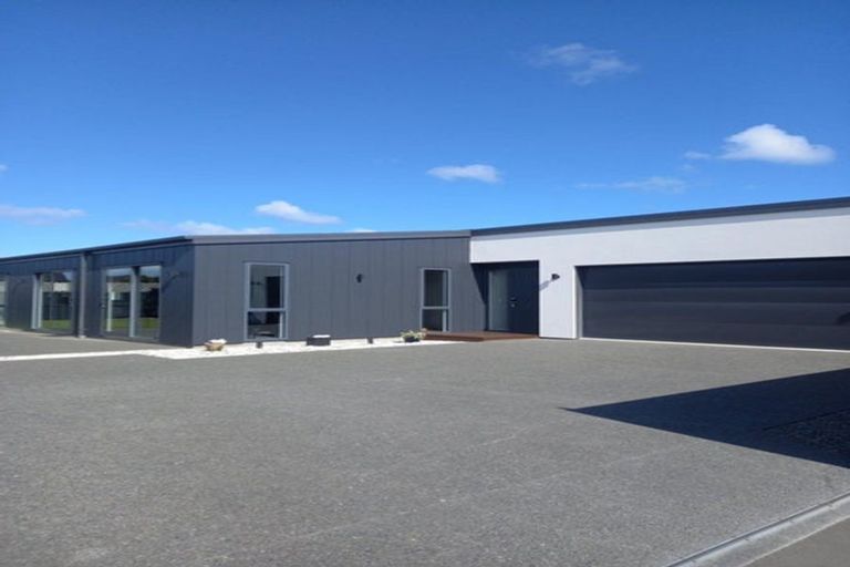 Photo of property in 9 Summerleas Lane, Halswell, Christchurch, 8025