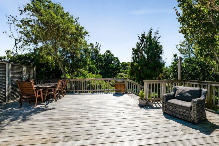 Photo of property in 11 Lynton Street, Upper Vogeltown, New Plymouth, 4310