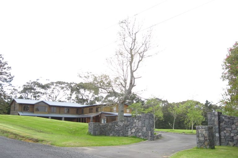 Photo of property in 173 Puke Road, Kumeu, 0891