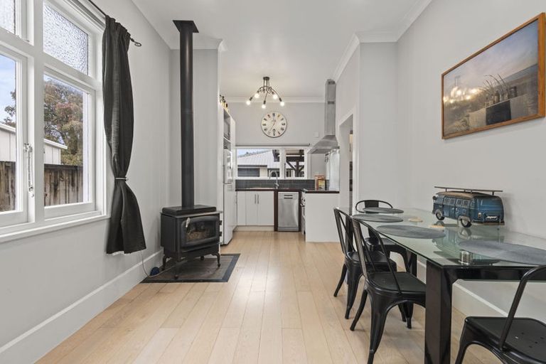 Photo of property in 16 Aorangi Street, Feilding, 4702