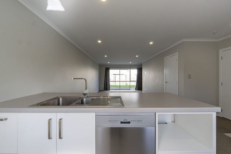 Photo of property in 6 Anna Jean Crescent, Flagstaff, Hamilton, 3210