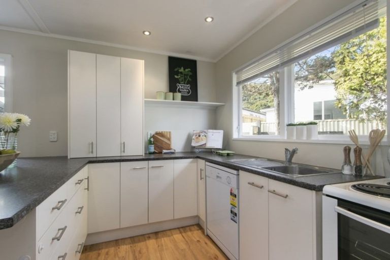 Photo of property in 20 Rakaia Grove, Wainuiomata, Lower Hutt, 5014