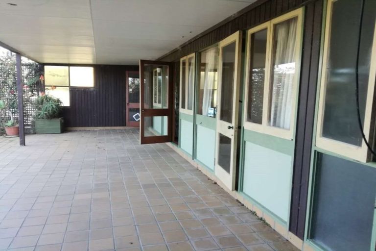 Photo of property in 13 Churchill Road, Murrays Bay, Auckland, 0630