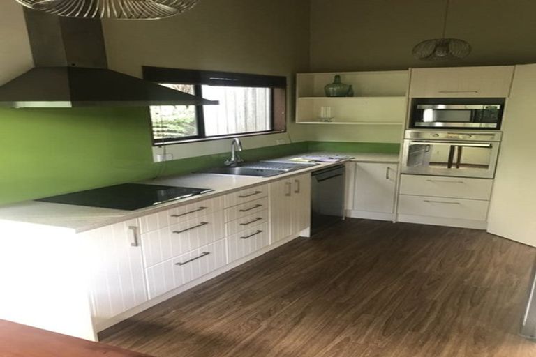 Photo of property in 189 Manuka Road, Bayview, Auckland, 0629