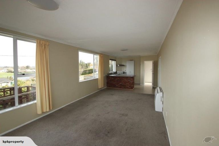 Photo of property in 82 Frank Street, Gore, 9710