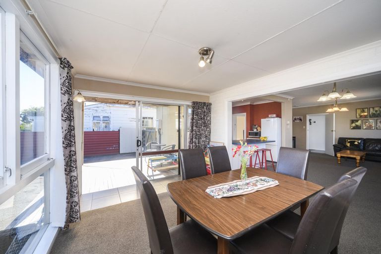 Photo of property in 107 Church Street, West End, Palmerston North, 4412