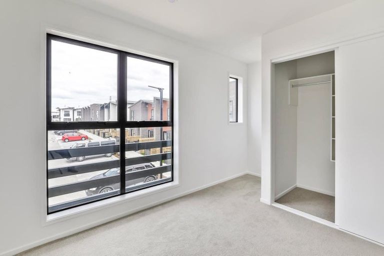 Photo of property in 150b Mcleod Road, Te Atatu South, Auckland, 0610