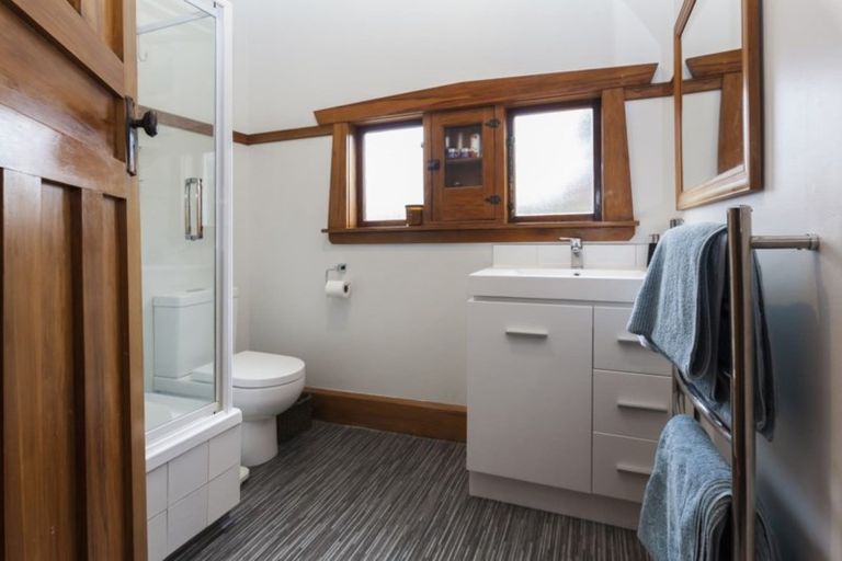 Photo of property in 32 Windermere Road, Papanui, Christchurch, 8053