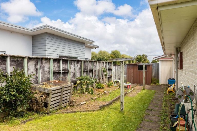 Photo of property in 3/147 Carrington Street, Lower Vogeltown, New Plymouth, 4310