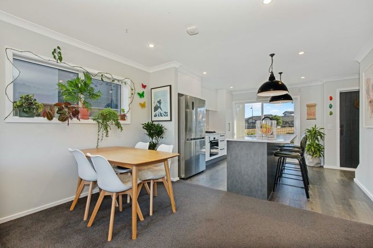 Photo of property in 166a John Burke Drive, Aotea, Porirua, 5024