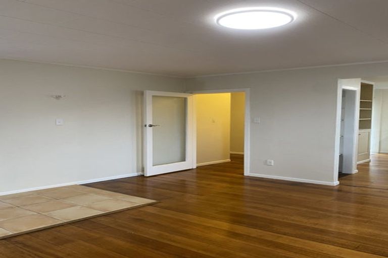 Photo of property in 14 Buckley Grove, Paraparaumu, 5032