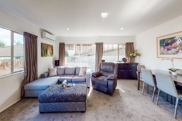 Photo of property in 3/692 Whangaparaoa Road, Stanmore Bay, Whangaparaoa, 0932