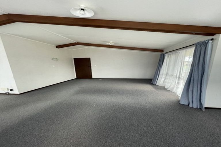 Photo of property in 12 Elmwood Crescent, Pukete, Hamilton, 3200