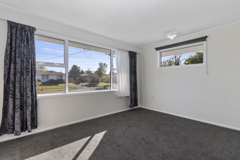 Photo of property in 10 Roseburg Street, Fairfield, Hamilton, 3214