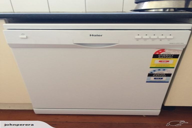 Photo of property in 1/17 Clifton Terrace, Kelburn, Wellington, 6012