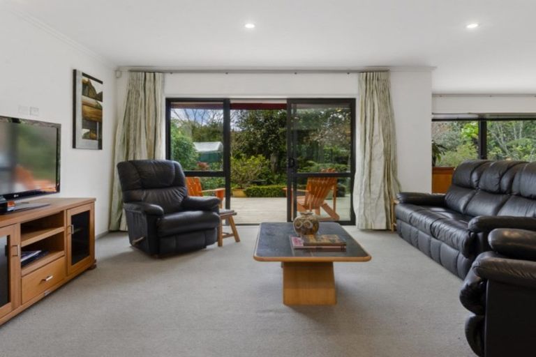Photo of property in 16 Harbour View Road, Point Wells, Warkworth, 0986