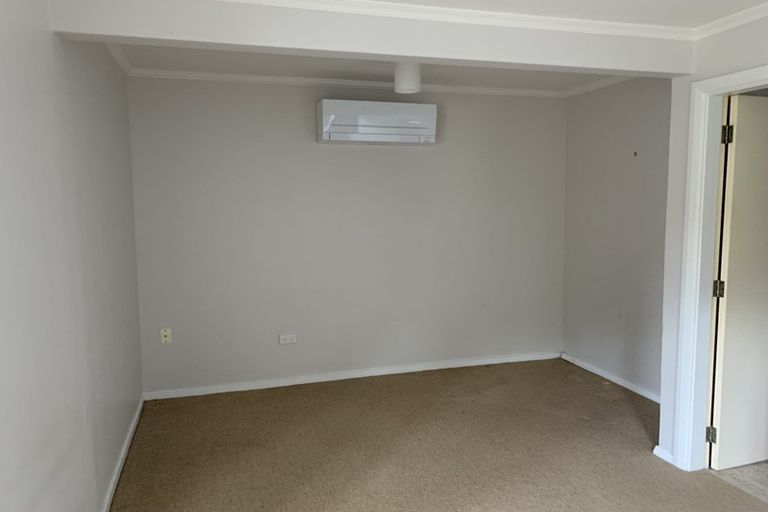 Photo of property in 2/3 Kingston Heights Road, Kingston, Wellington, 6021